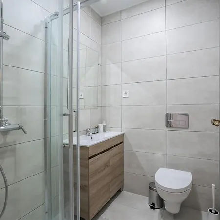 דירה Hip And Spacious Tm Flat In Areeiro ליסבון