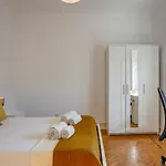 Hip And Spacious Tm Flat In Areeiro Apartament Lizbona